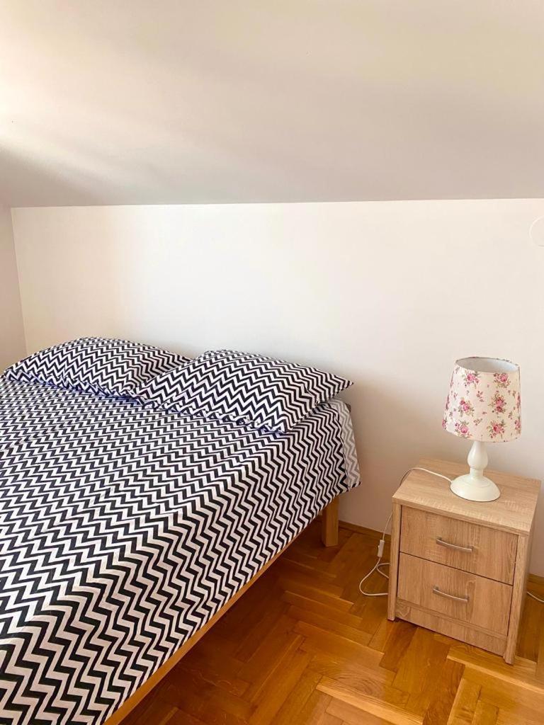 Apartment Prilaz Obali 드라말리 외부 사진